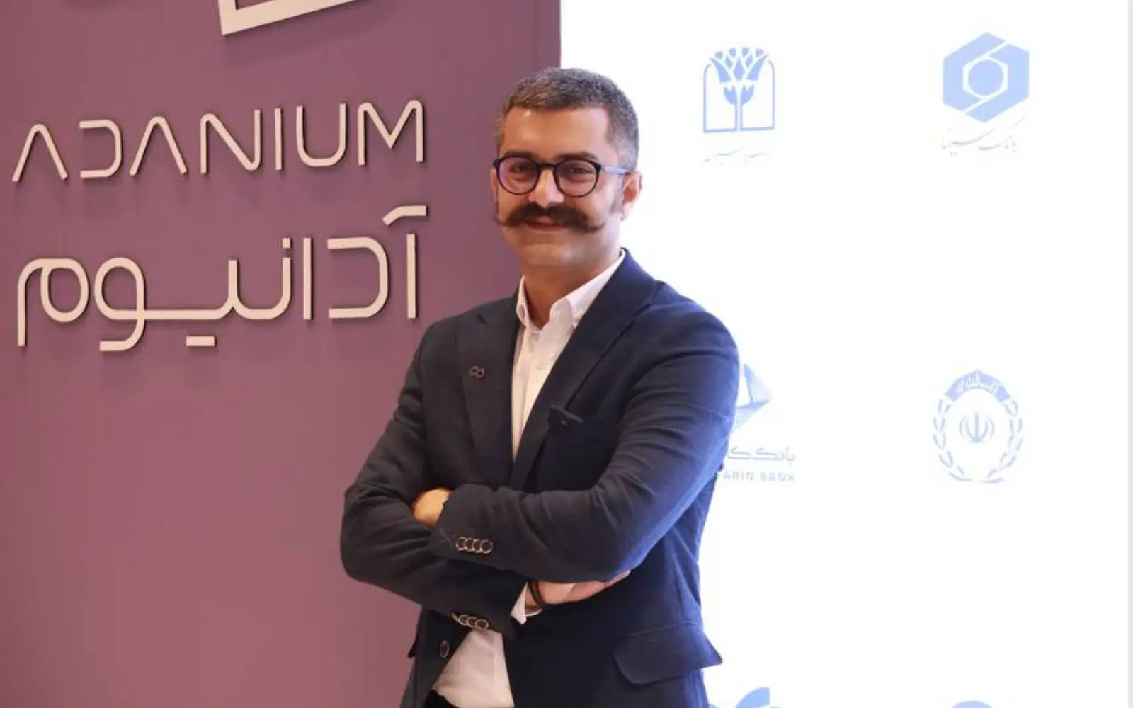 آدانیوم راهی برای مدیریت خدمات بانکی کسب‌وکارها